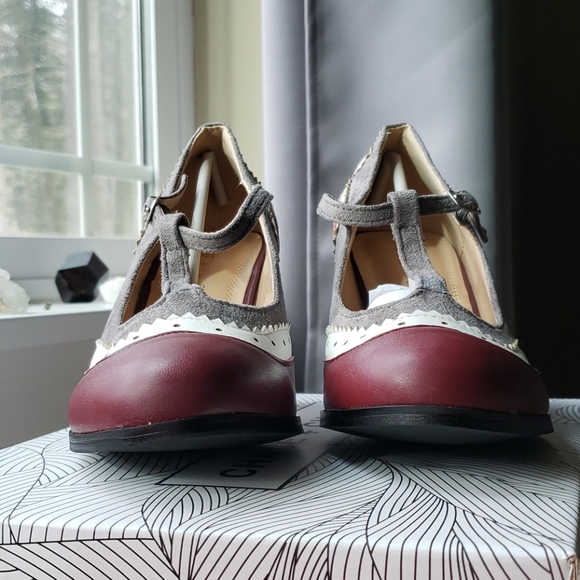 NIB Burgundy Dora t-strap pumps - Picture 9 of 12